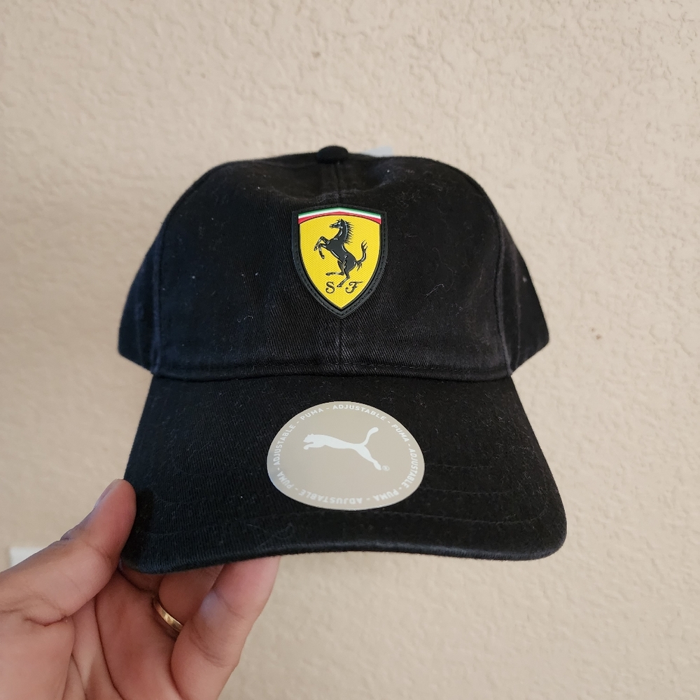 Ferrari hat